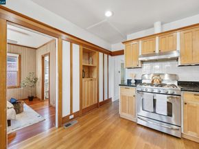901 San Antonio Ave, Alameda CA 94501