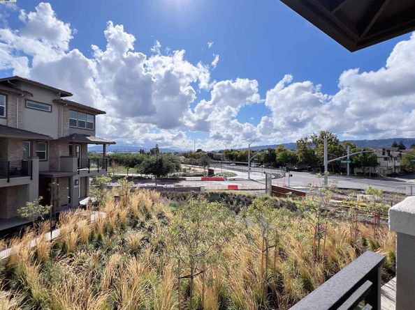 6260 Dove Ave, Dublin CA 94568