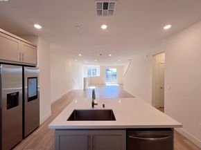 6260 Dove Ave, Dublin CA 94568