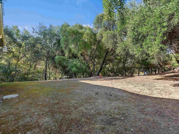 123 Orchard Rd, Orinda CA 94563