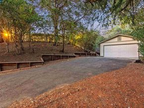 123 Orchard Rd, Orinda CA 94563