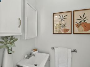 123 Orchard Rd, Orinda CA 94563
