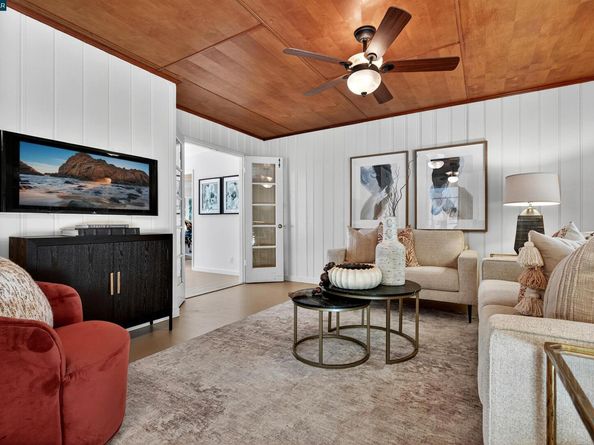 123 Orchard Rd, Orinda CA 94563