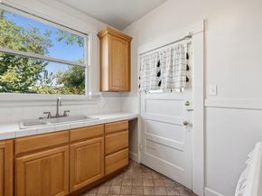 1501-7 First Ave., Oakland CA 94606