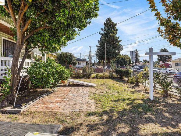 22964 Alice St, Hayward CA 94541