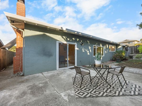 19554 Jaydine St, Castro Valley CA 94546