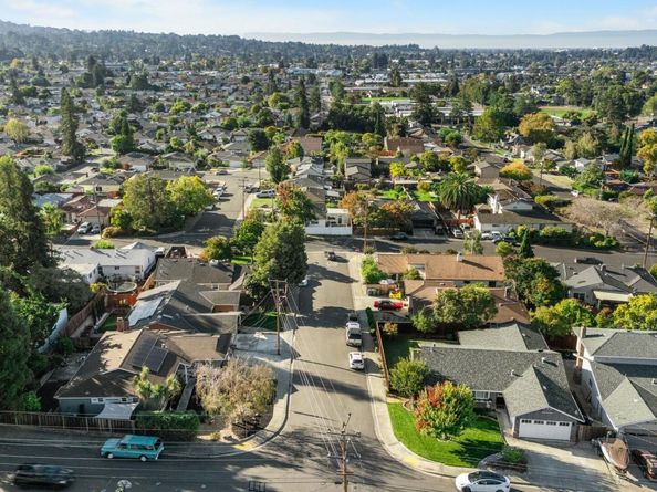 19554 Jaydine St, Castro Valley CA 94546