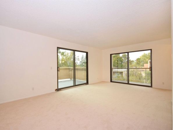 320 N Civic Dr 404, Walnut Creek CA 94596