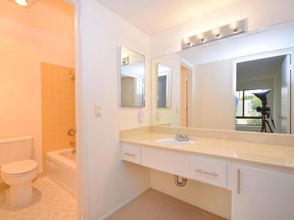 320 N Civic Dr 404, Walnut Creek CA 94596