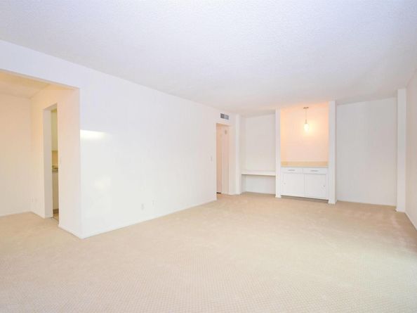 320 N Civic Dr 404, Walnut Creek CA 94596