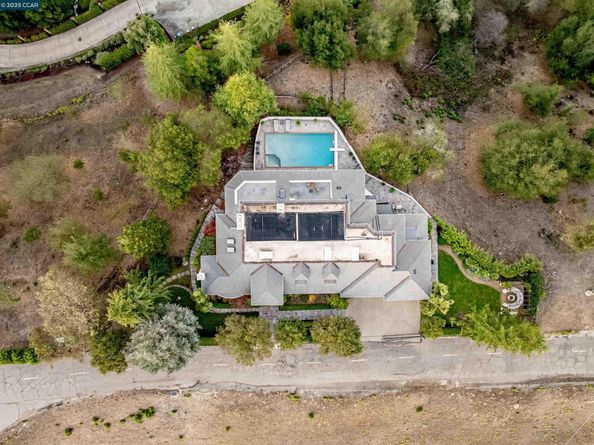 75 Donald Drive, Orinda CA 94563