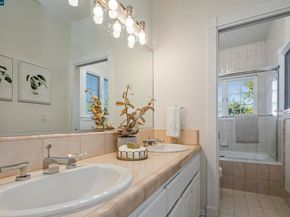 75 Donald Drive, Orinda CA 94563