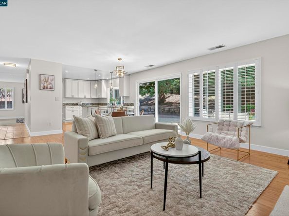 3656 Morningside Dr, Richmond CA 94803