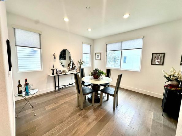 1465 Latitudes Way, Richmond CA 94804