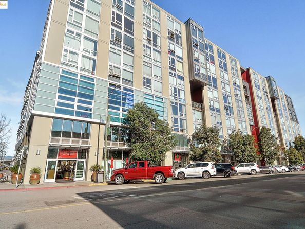 311 Oak St. 801, Oakland CA 94607
