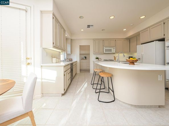2222 Dewberry Dr, San Ramon CA 94582