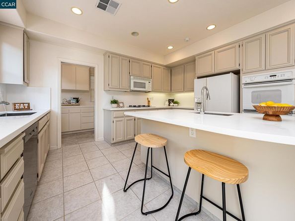 2222 Dewberry Dr, San Ramon CA 94582