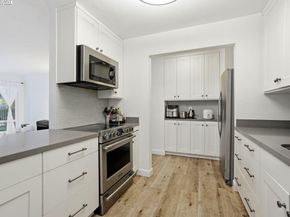 310 N Civic Dr 102, Walnut Creek CA 94596