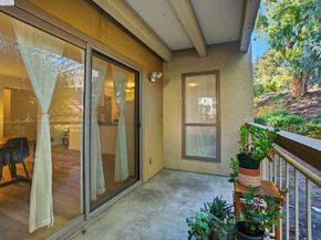 310 N Civic Dr 102, Walnut Creek CA 94596