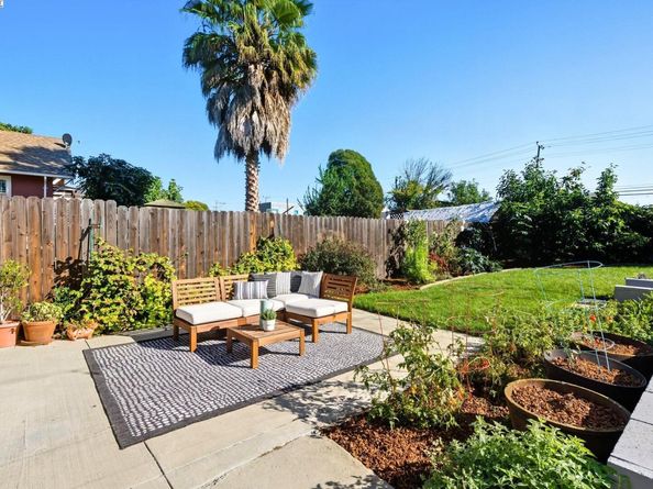 5431 Ygnacio Ave, Oakland CA 94601