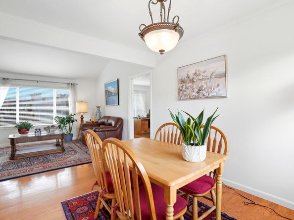 11862 Dublin Green Dr, Dublin CA 94568