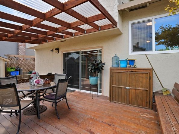 11862 Dublin Green Dr, Dublin CA 94568