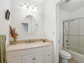 11862 Dublin Green Dr, Dublin CA 94568