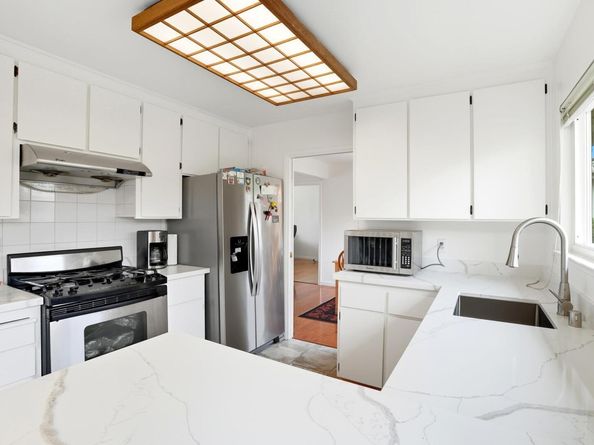 11862 Dublin Green Dr, Dublin CA 94568