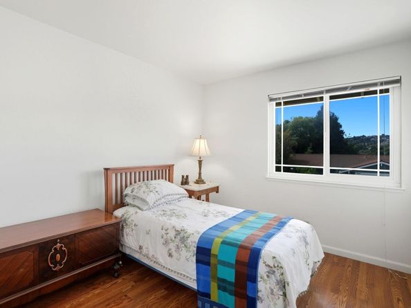 11862 Dublin Green Dr, Dublin CA 94568