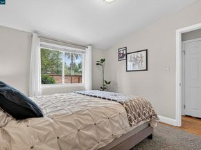 3215 Pine St, Martinez CA 94553