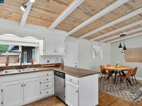 3215 Pine St, Martinez CA 94553