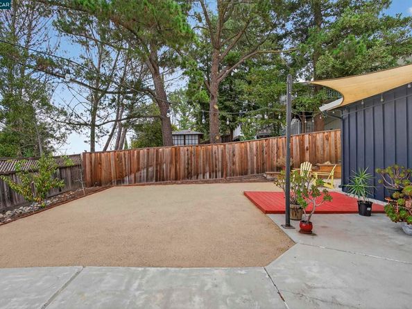 3215 Pine St, Martinez CA 94553