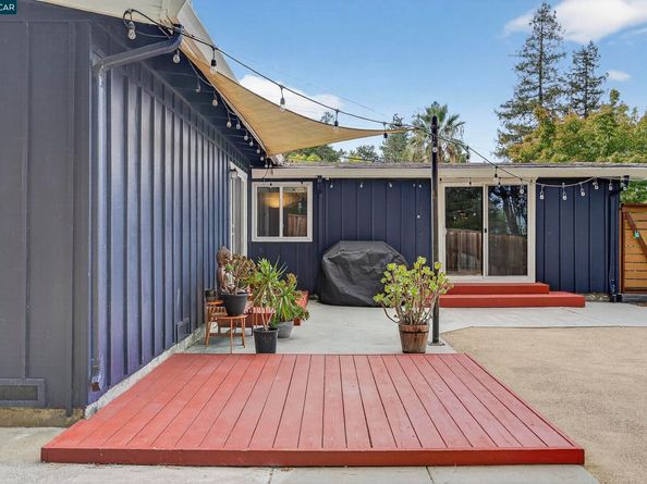 3215 Pine St, Martinez CA 94553