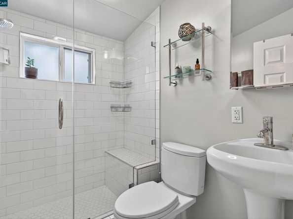 3215 Pine St, Martinez CA 94553