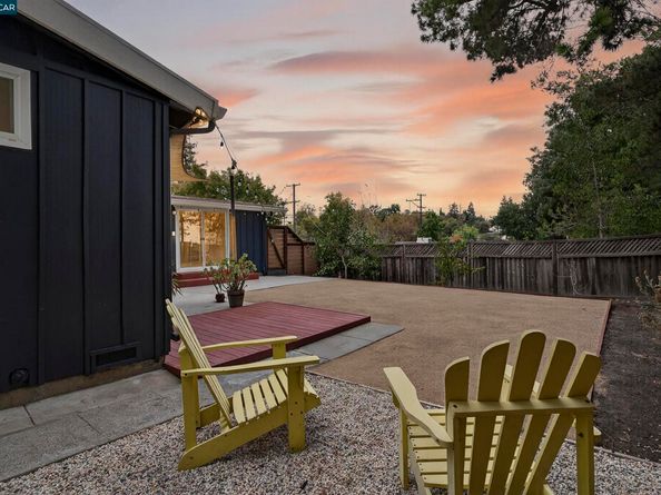 3215 Pine St, Martinez CA 94553
