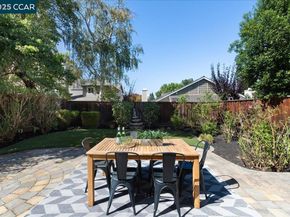 110 Bridgeside Cir, Danville CA 94506
