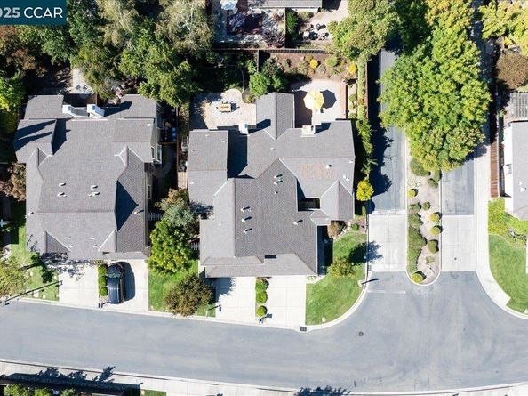 110 Bridgeside Cir, Danville CA 94506