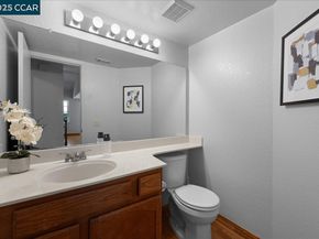 110 Bridgeside Cir, Danville CA 94506