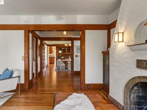 425 44Th St, Oakland CA 94609