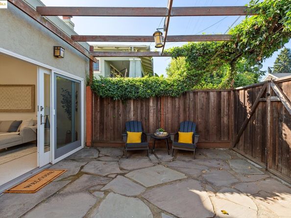 425 44Th St, Oakland CA 94609