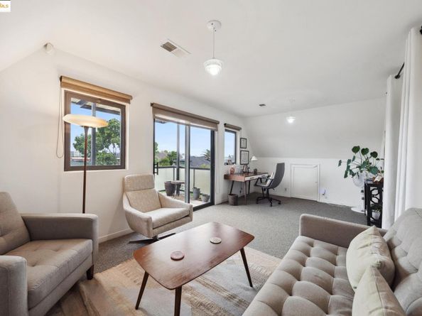 1010 Grayson, Berkeley CA 94710
