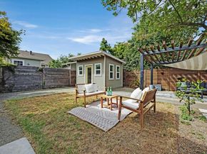 2230 Sacramento St, Berkeley CA 94702