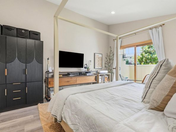 7345 Castle Dr, Dublin CA 94568