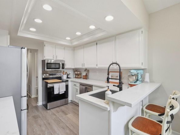 7345 Castle Dr, Dublin CA 94568