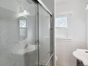 3300 E 17Th St, Oakland CA 94601