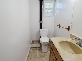 3300 E 17Th St, Oakland CA 94601