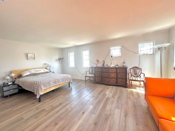 946 N Idaho St, San Mateo CA 94401