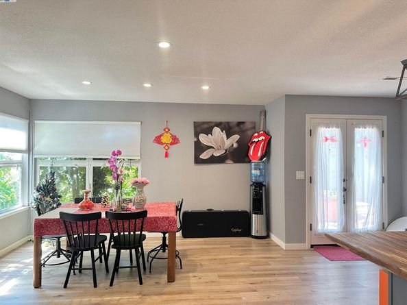 946 N Idaho St, San Mateo CA 94401