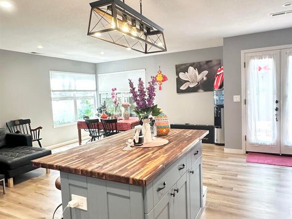946 N Idaho St, San Mateo CA 94401