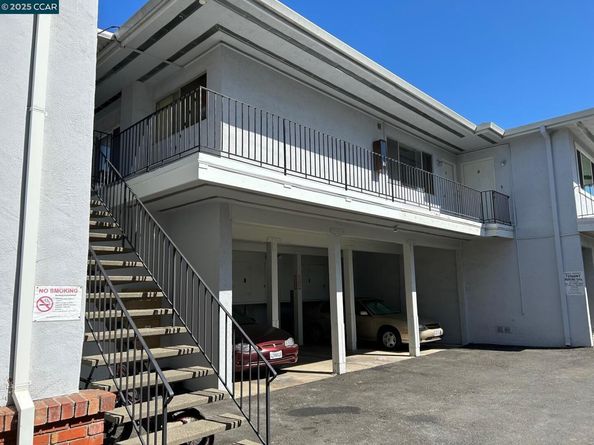 2057 Central, Alameda CA 94501